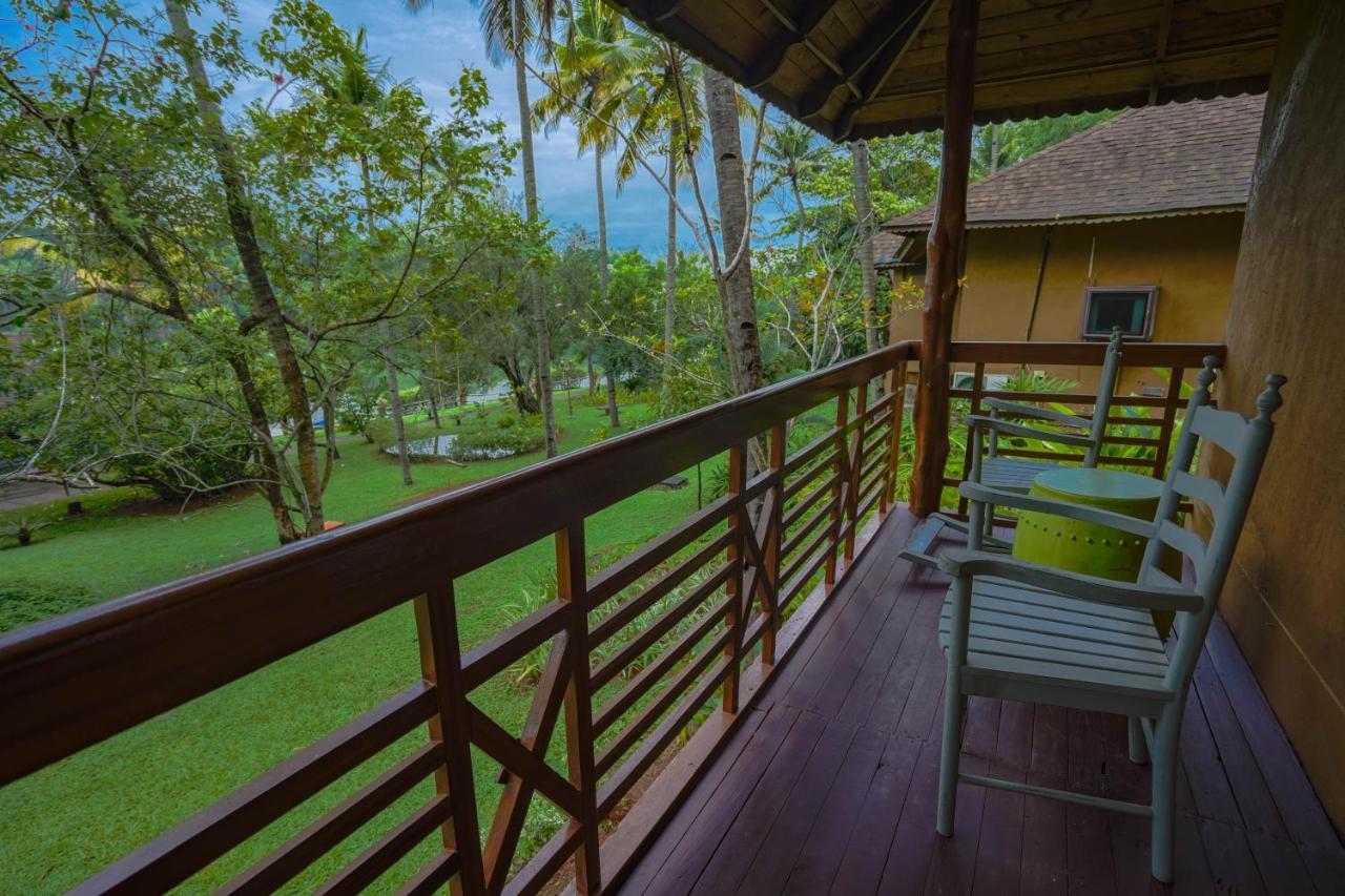 Fragrant Nature Backwater Resort & Ayurveda Spa Коллам Екстер'єр фото
