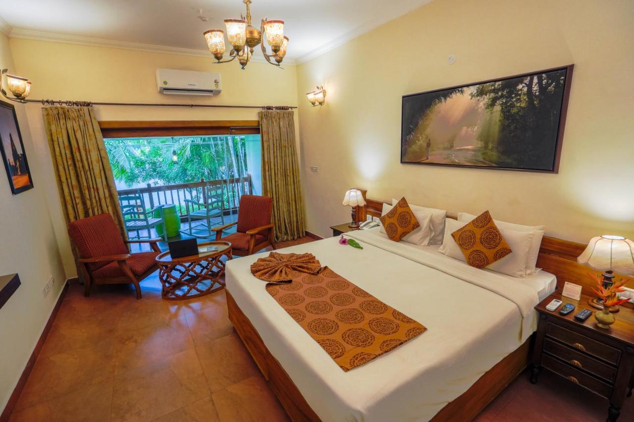 Fragrant Nature Backwater Resort & Ayurveda Spa Коллам Екстер'єр фото