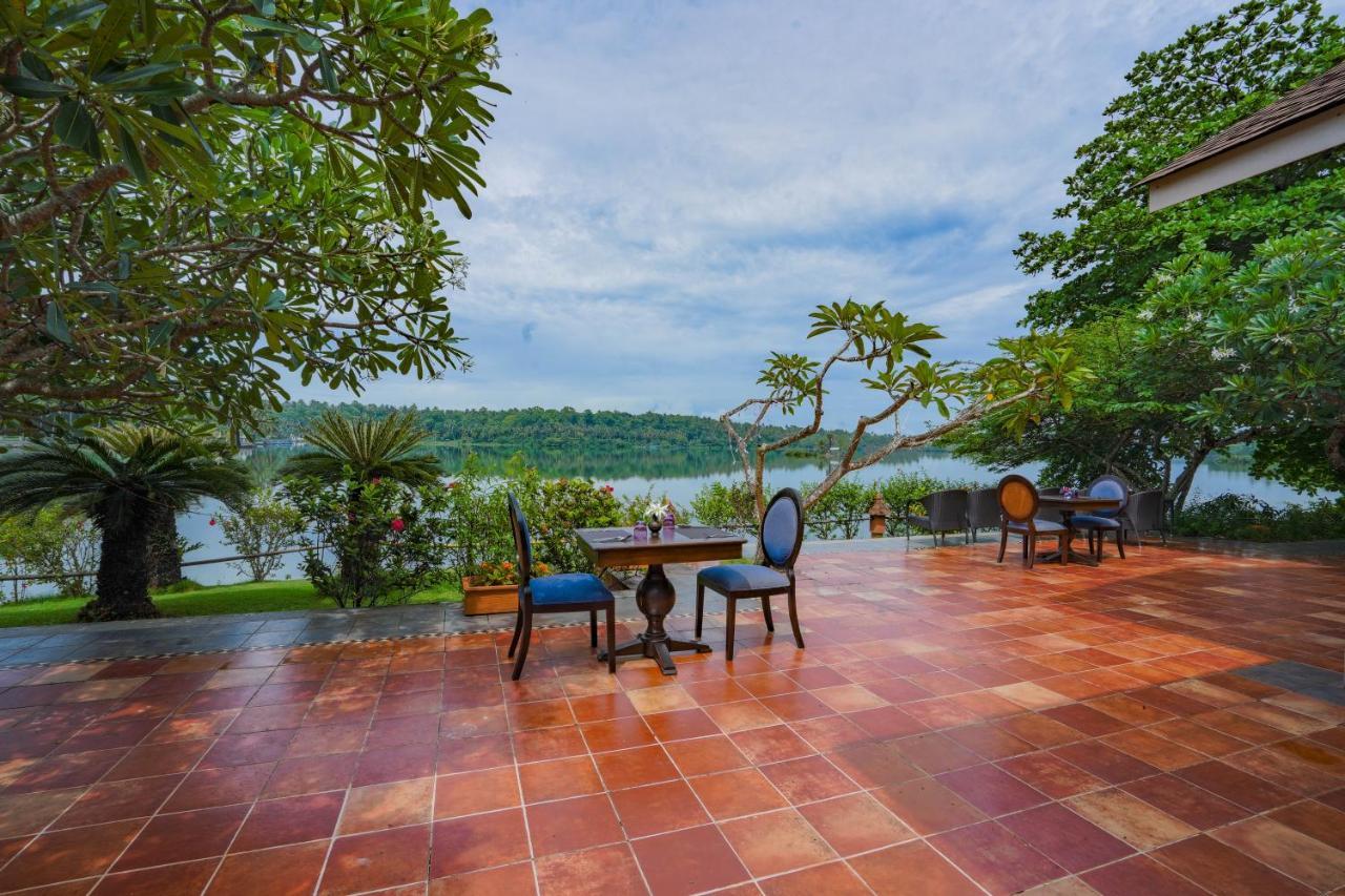 Fragrant Nature Backwater Resort & Ayurveda Spa Коллам Екстер'єр фото