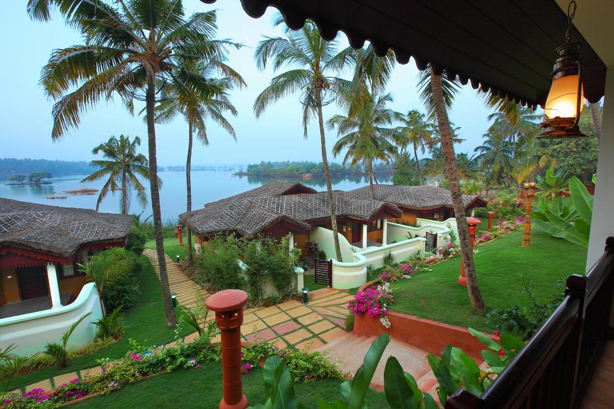 Fragrant Nature Backwater Resort & Ayurveda Spa Коллам Номер фото