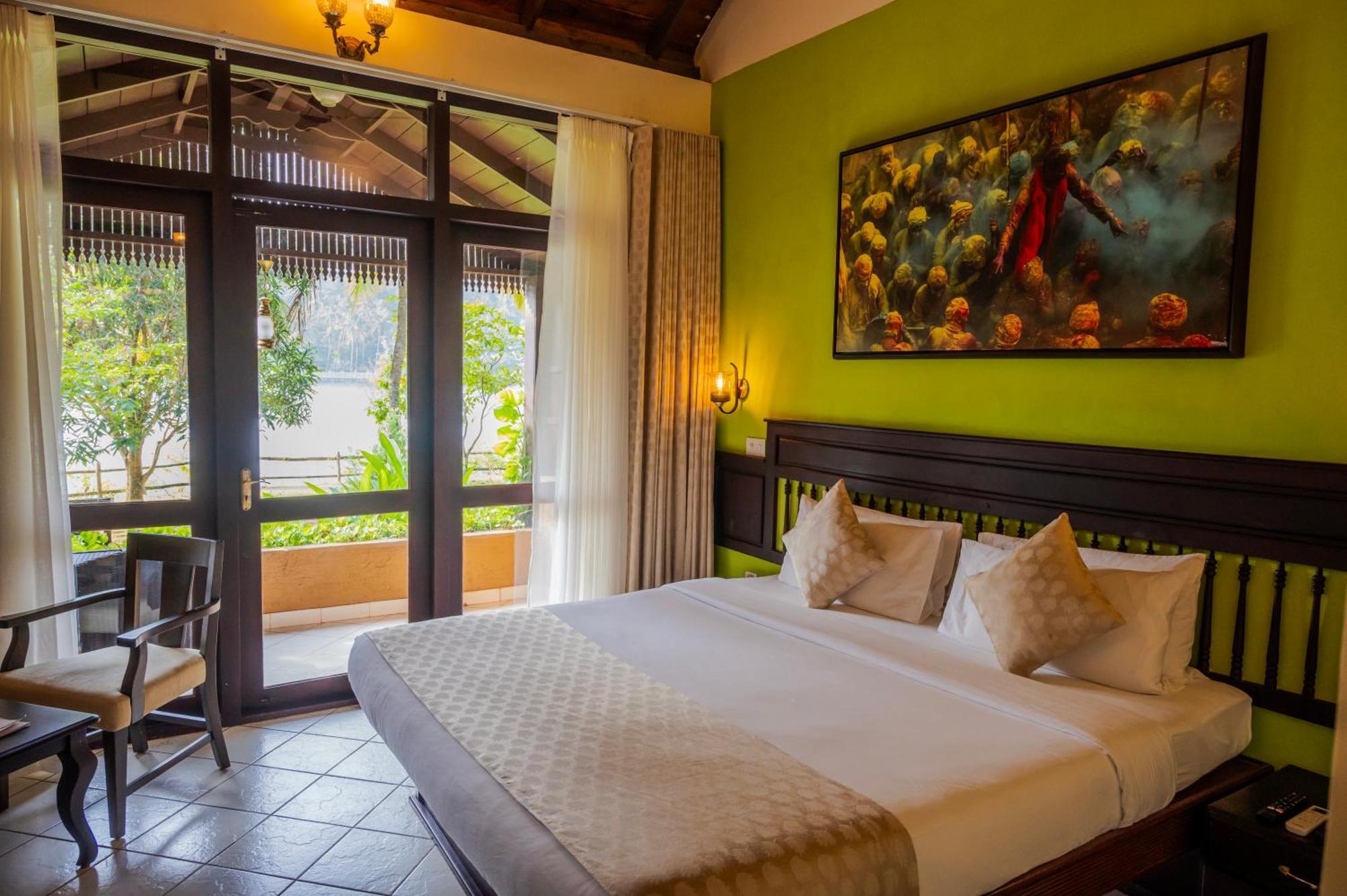 Fragrant Nature Backwater Resort & Ayurveda Spa Коллам Екстер'єр фото
